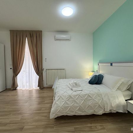 Emerella Luxury Suites-Siderno Lungomare מראה חיצוני תמונה