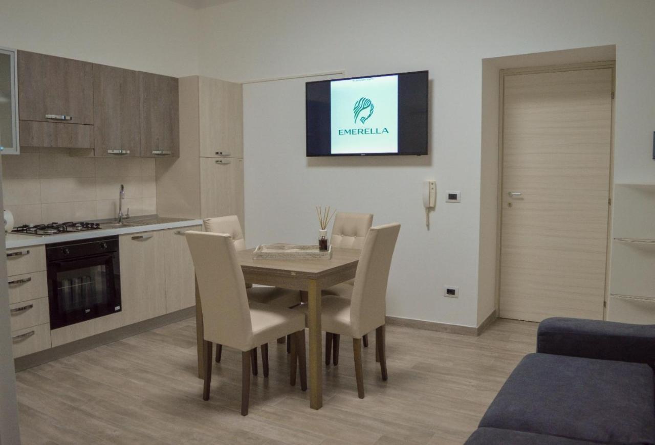 Emerella Luxury Suites-Siderno Lungomare מראה חיצוני תמונה