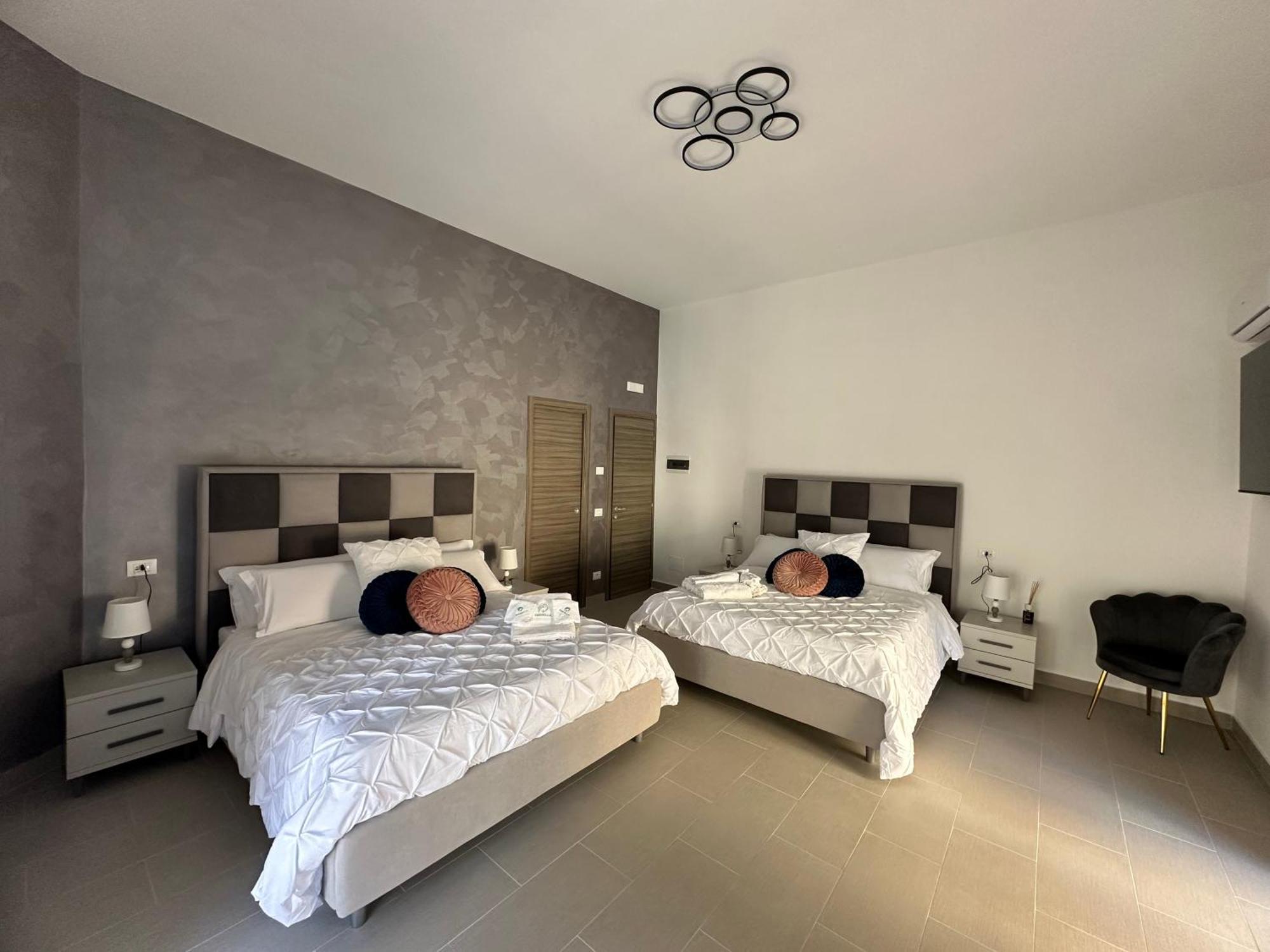 Emerella Luxury Suites-Siderno Lungomare מראה חיצוני תמונה