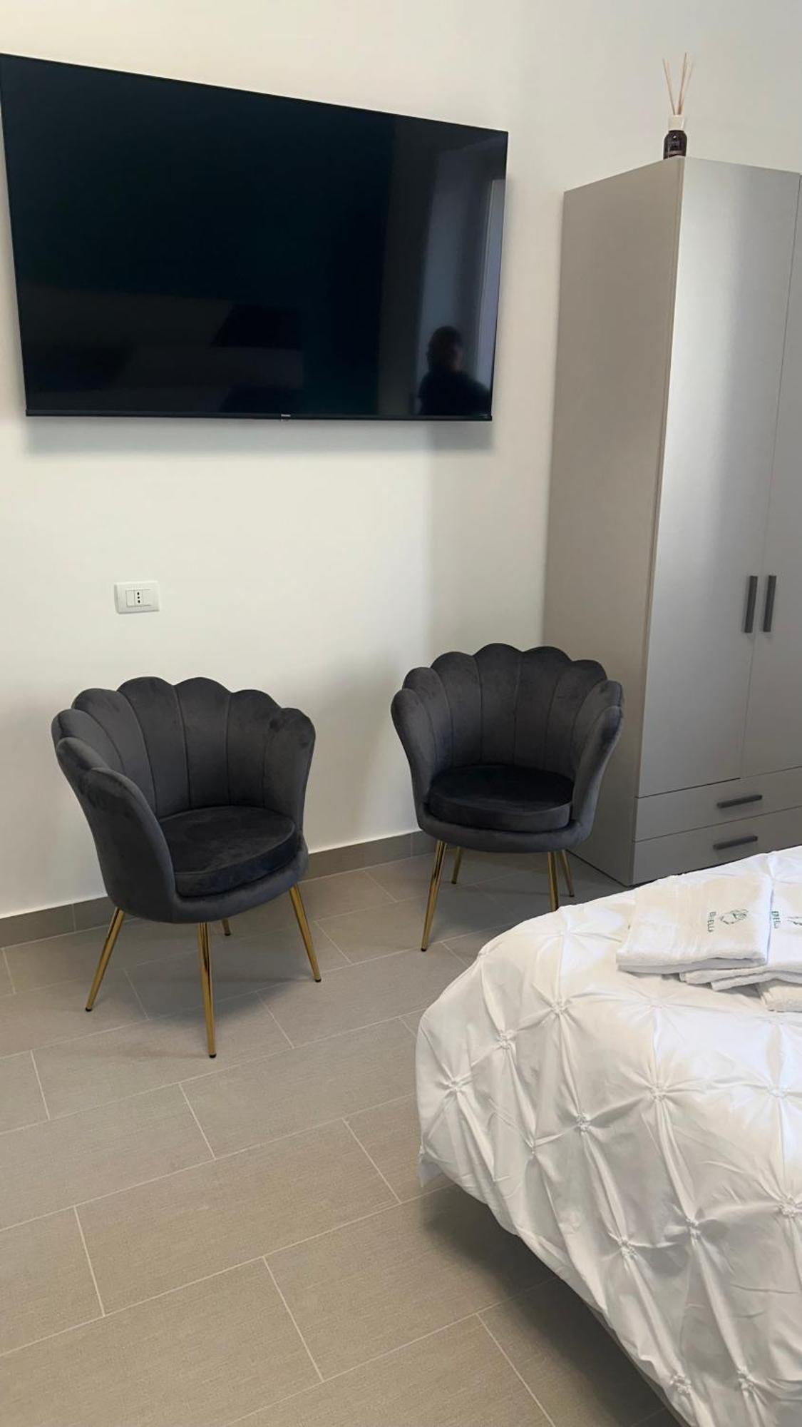 Emerella Luxury Suites-Siderno Lungomare מראה חיצוני תמונה