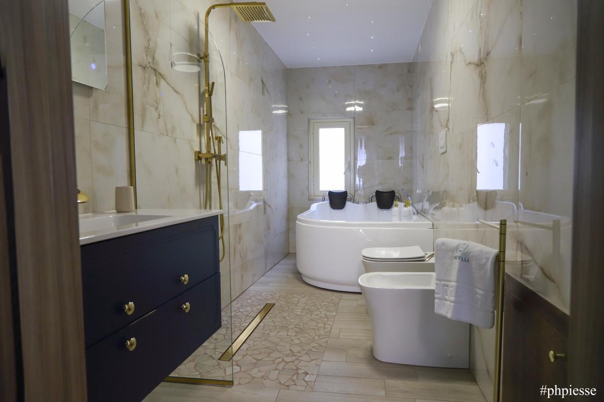 Emerella Luxury Suites-Siderno Lungomare מראה חיצוני תמונה