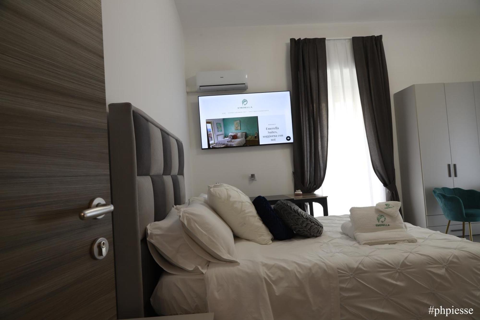 Emerella Luxury Suites-Siderno Lungomare מראה חיצוני תמונה