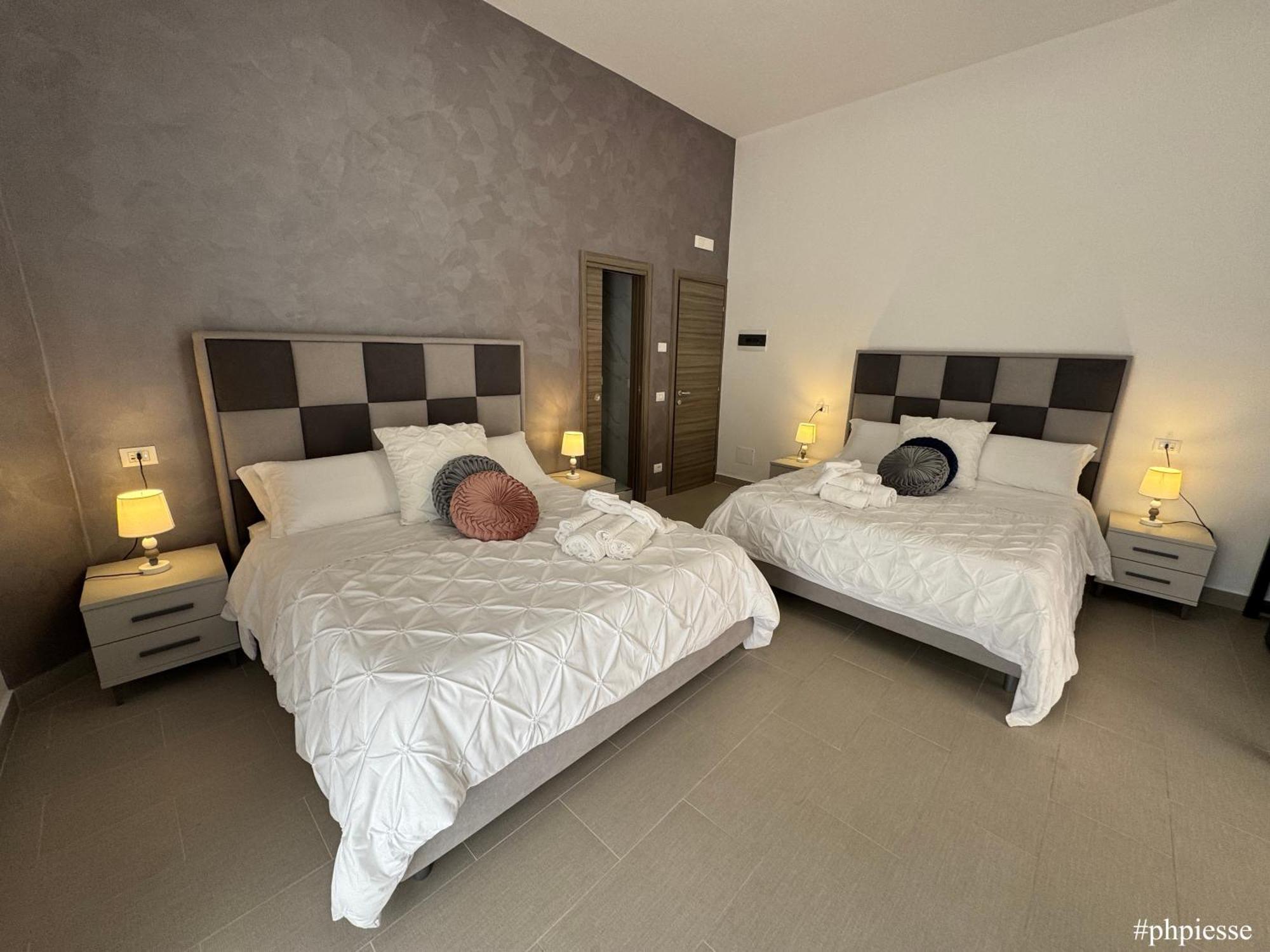 Emerella Luxury Suites-Siderno Lungomare מראה חיצוני תמונה