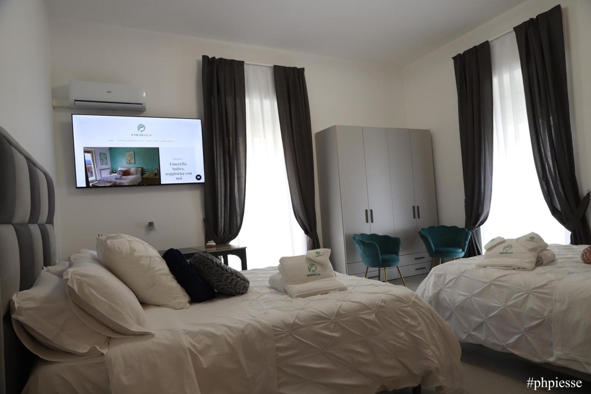 Emerella Luxury Suites-Siderno Lungomare מראה חיצוני תמונה