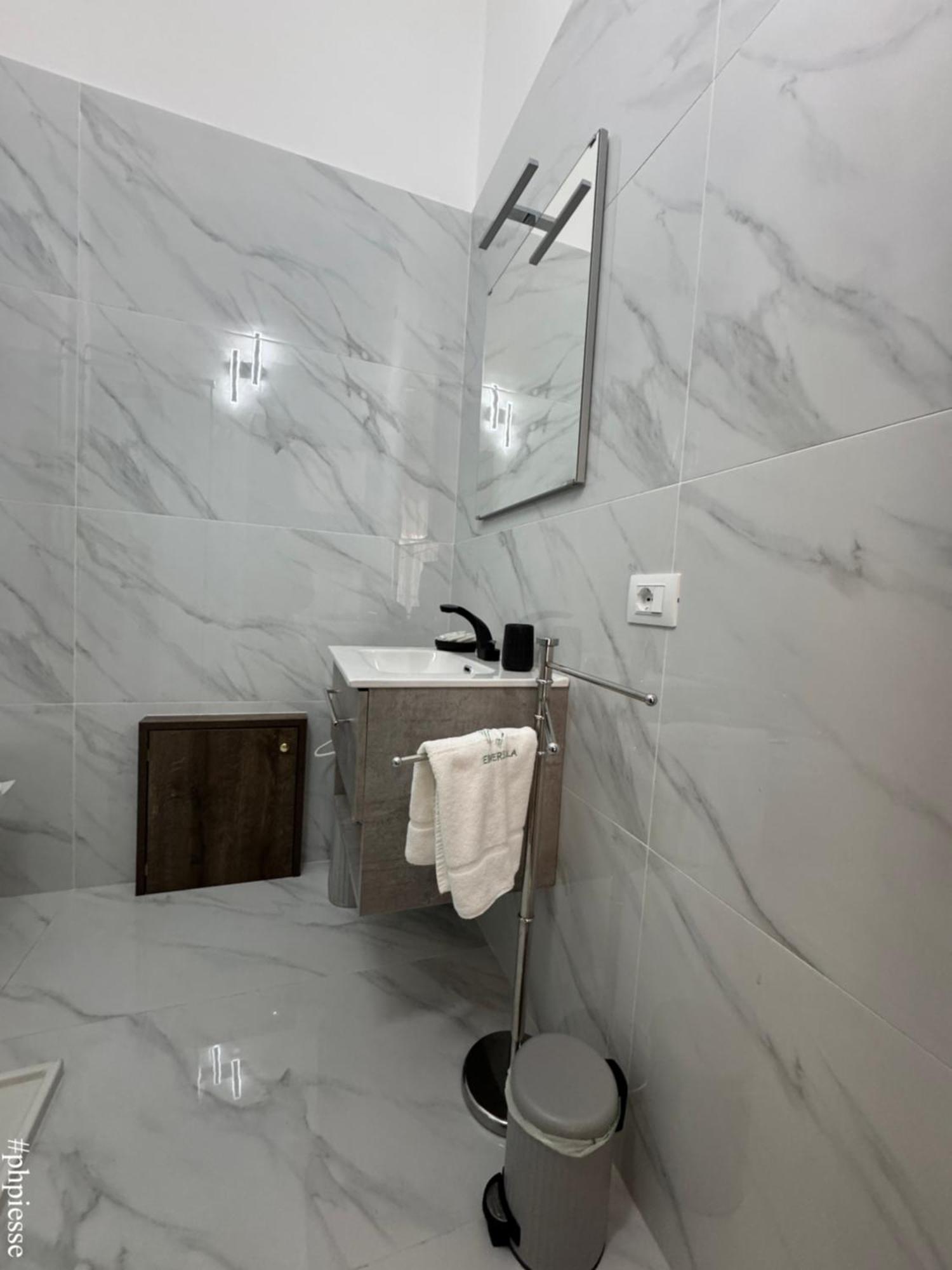 Emerella Luxury Suites-Siderno Lungomare מראה חיצוני תמונה